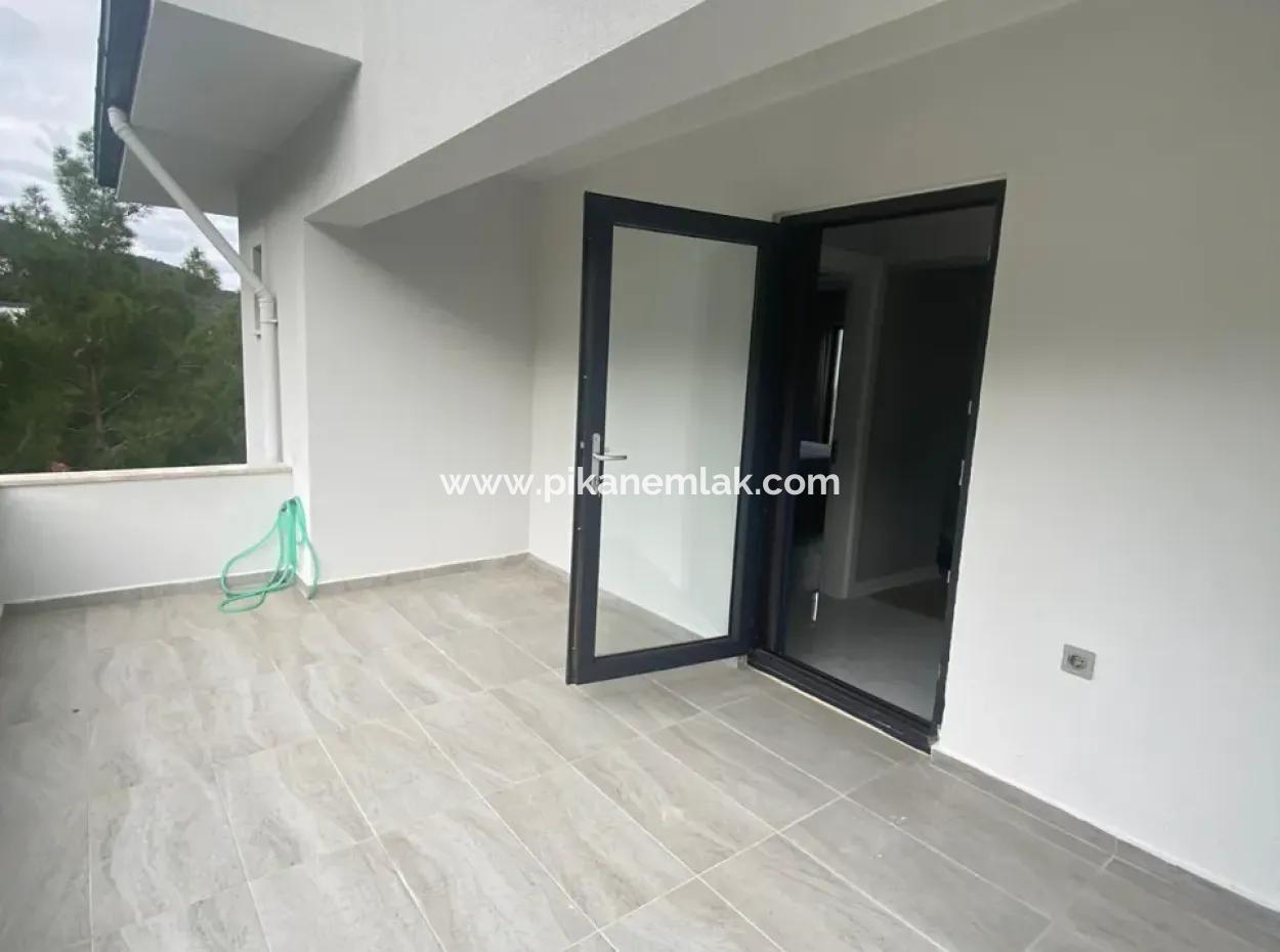 Ortaca Sarıgerme De 415 M2 Arsa İçerisinde, Eşyalı 4+1 Villa  Kiralık