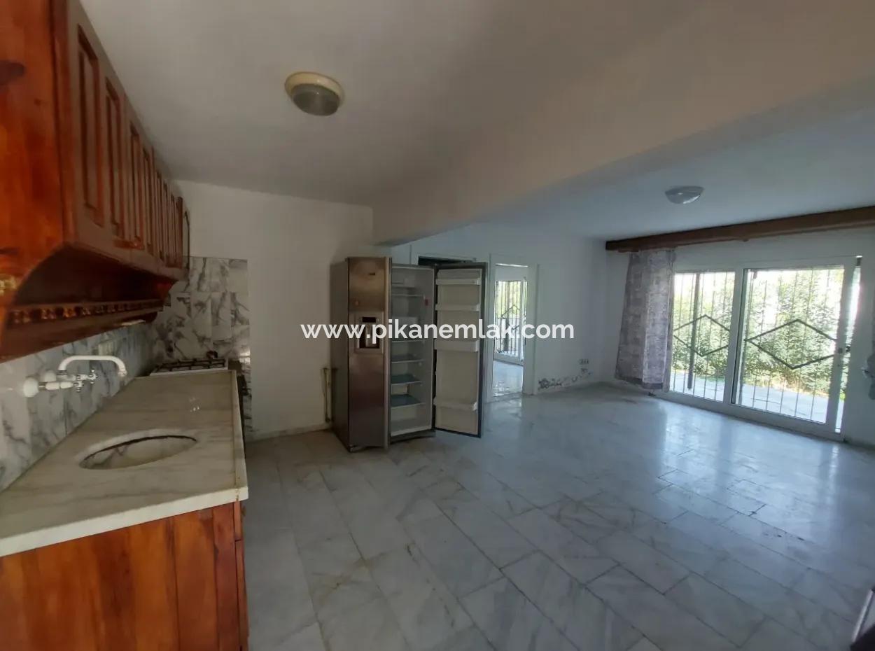 Muğla Dalyanda 400 M2 Müstakil Arsada Göl Ve Doga Manzaralı Mesken Satılık