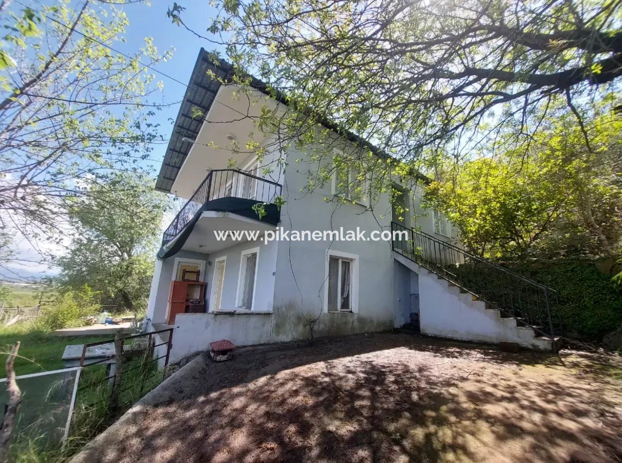 Mugla Dalyanda 400 M2 Müstakil Arsada Göl Ve Doga Manzaralı 2+1 Eşyalı Ev Kiralık