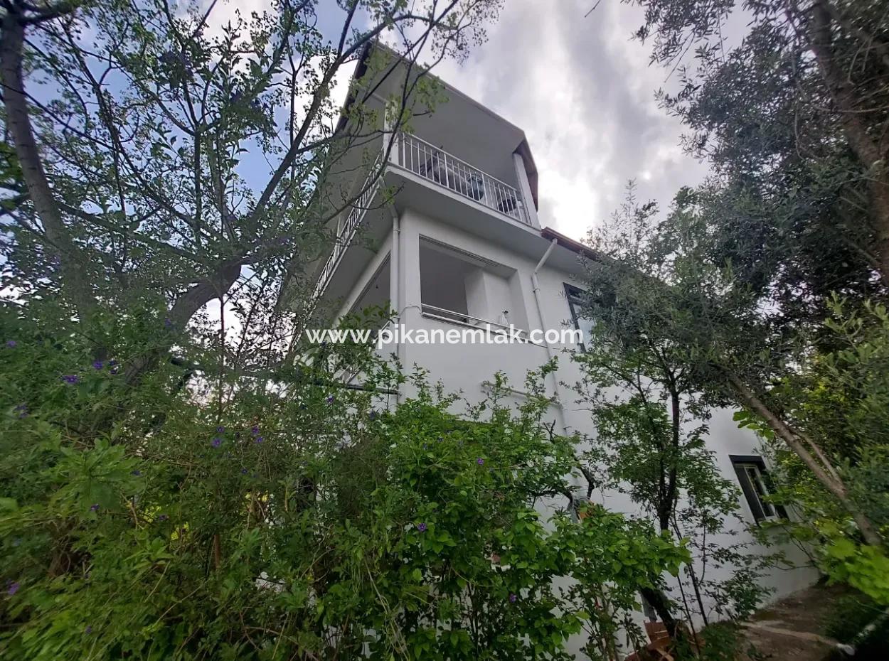 Ortaca Ekşiliyurt Komple Bina Satılık , 2 Kat Ve Teras