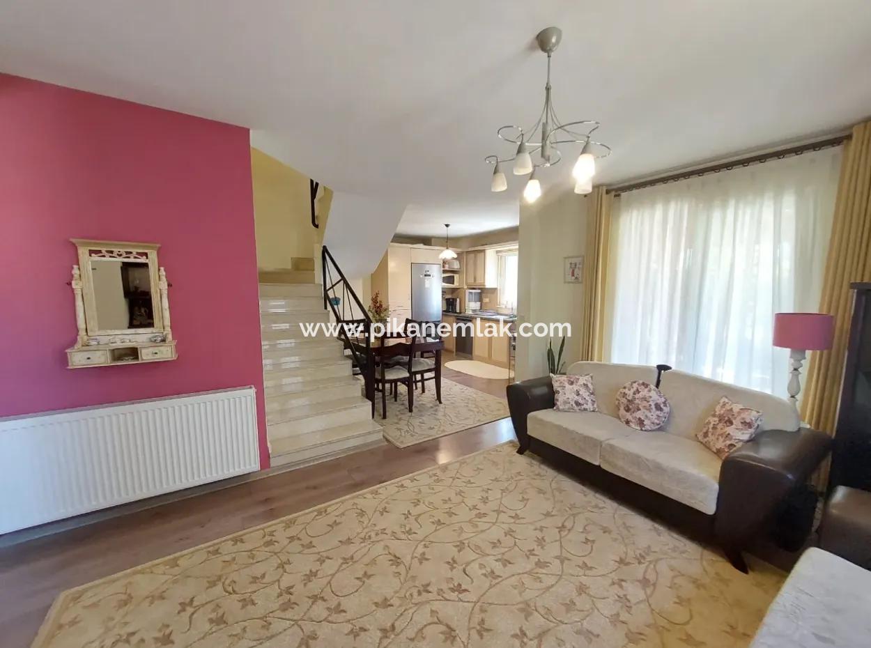 Muğla, Ortaca, Dalyanda Bağımsız Ve Bakımlı  4+1 Dubleks Villa Satılık