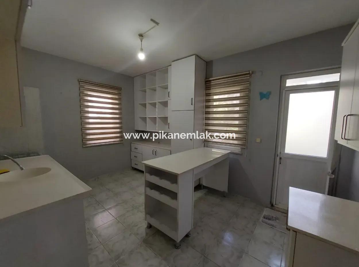 Muğla Dalyan  Merkezde 2+1 Eşyasız Giriş Kat Daire Kiralık