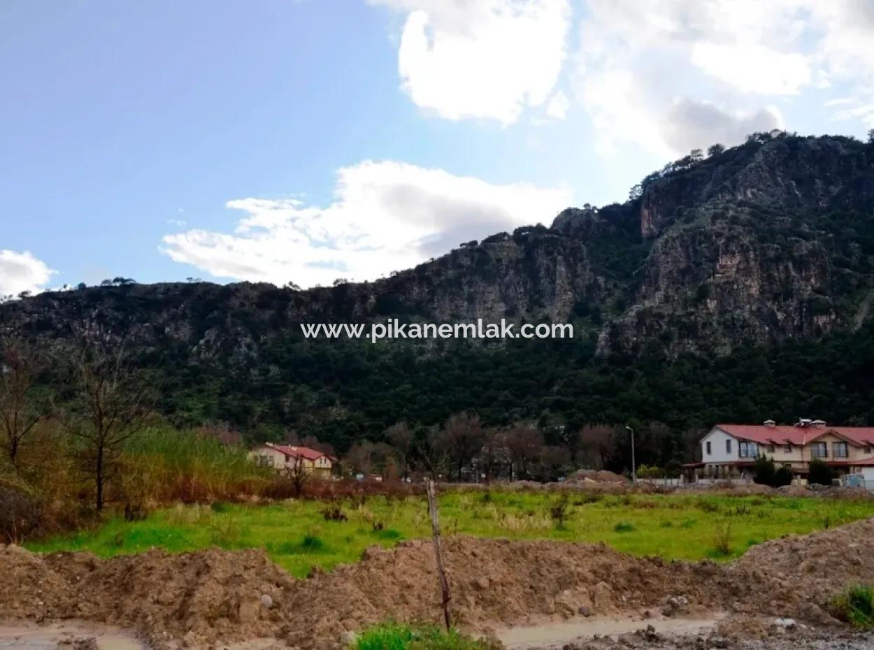 Dalyan Da Satılık Kanala Yakın Turizm İmarlı Arsa