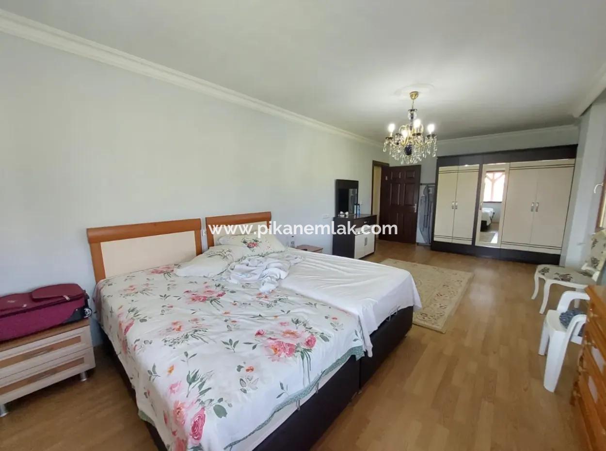 Mugla Dalyanda 7 500 M2 Nar Bahçesinde 5+1 Yüzme Havuzlu Lüks Tripleks Satılık