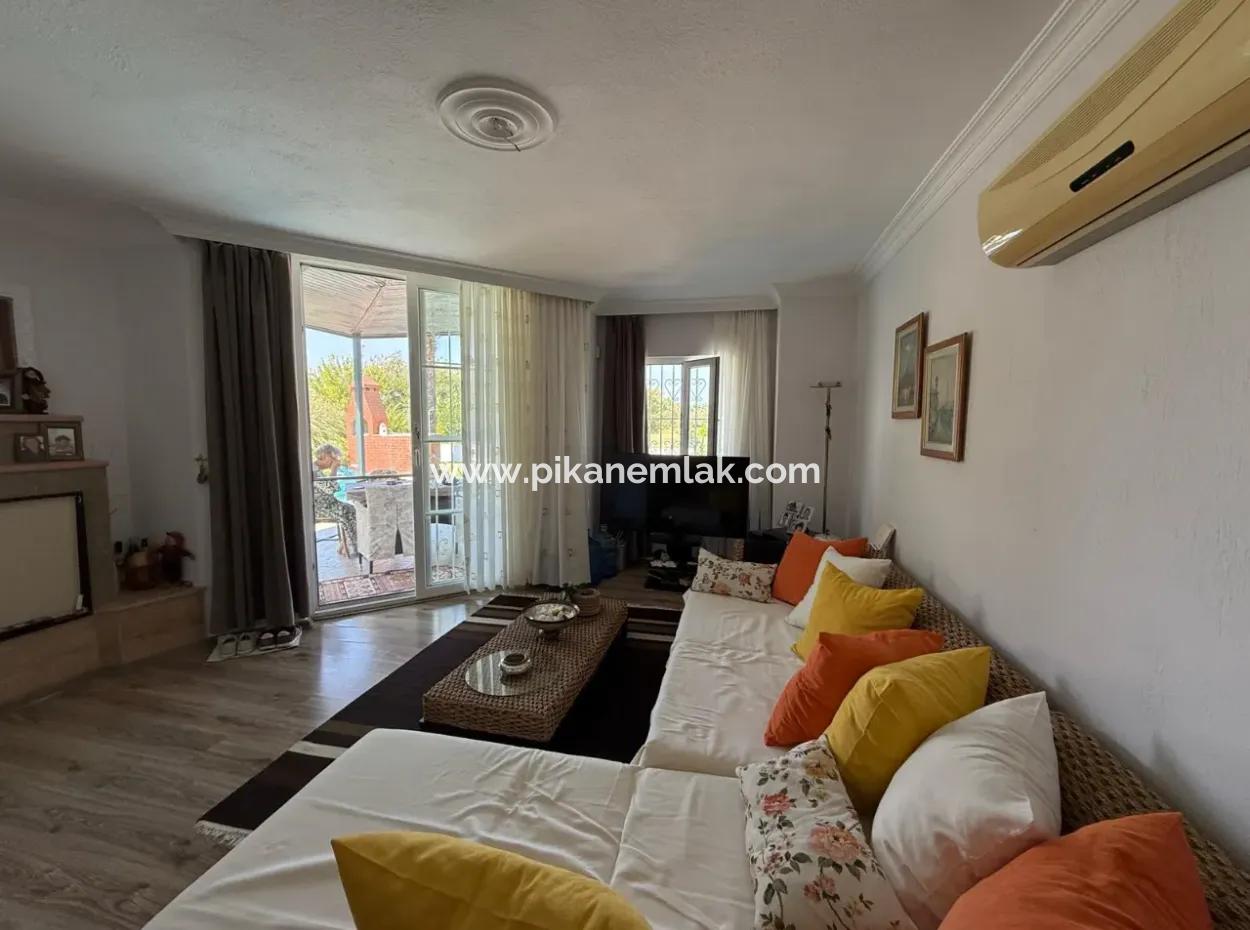 Ortaca, Dalyan 4.500M2 Arazide Yüzme  Havuzlu 3+1, 100 M2 Villa Satılık