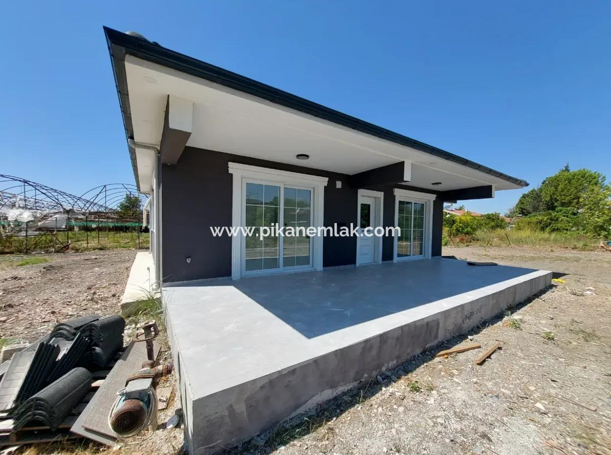 Muğla Ortaca Eskiköy’de  Doğanın Ortasında Huzurlu Bir Yaşam İçin İdeal 2+1 Tek Katlı Ev Kiralık.