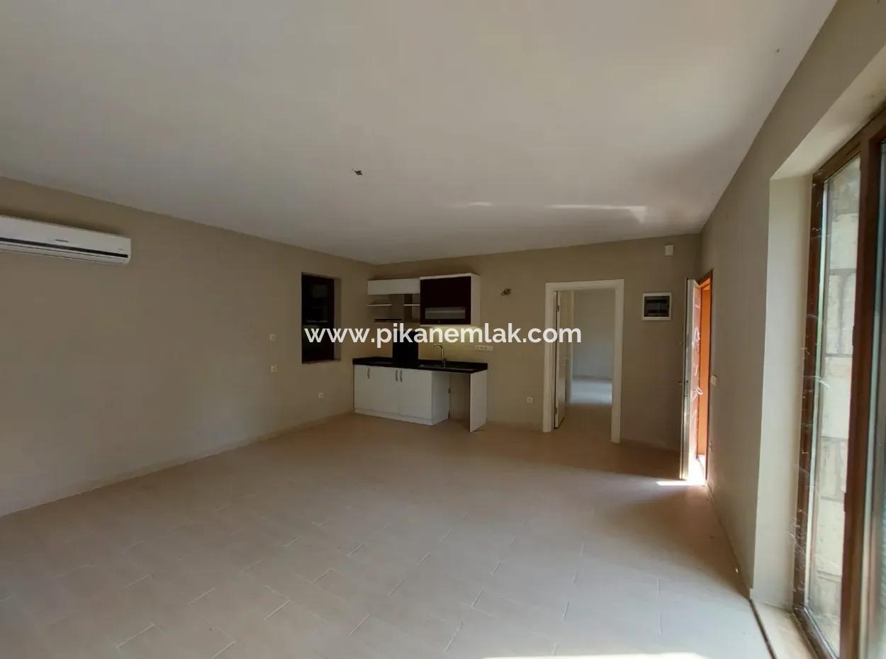 Muğla Dalyan’da Turizm Yatırımına Uygun 3.500 M² Arazide Evler Satılık