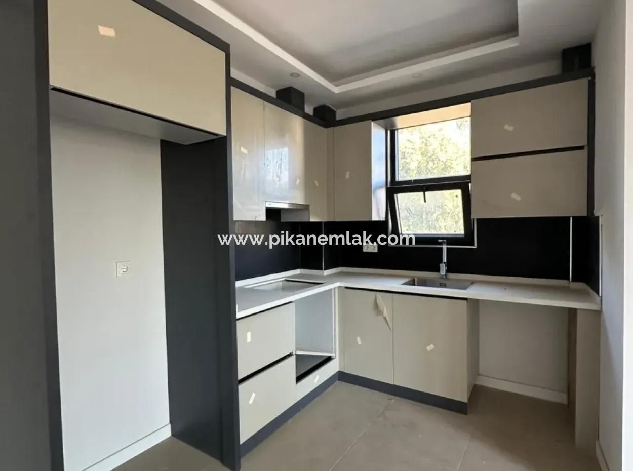 Dalamanda 2+1 Sıfır Yüzme Havuzlu Daire Satılık