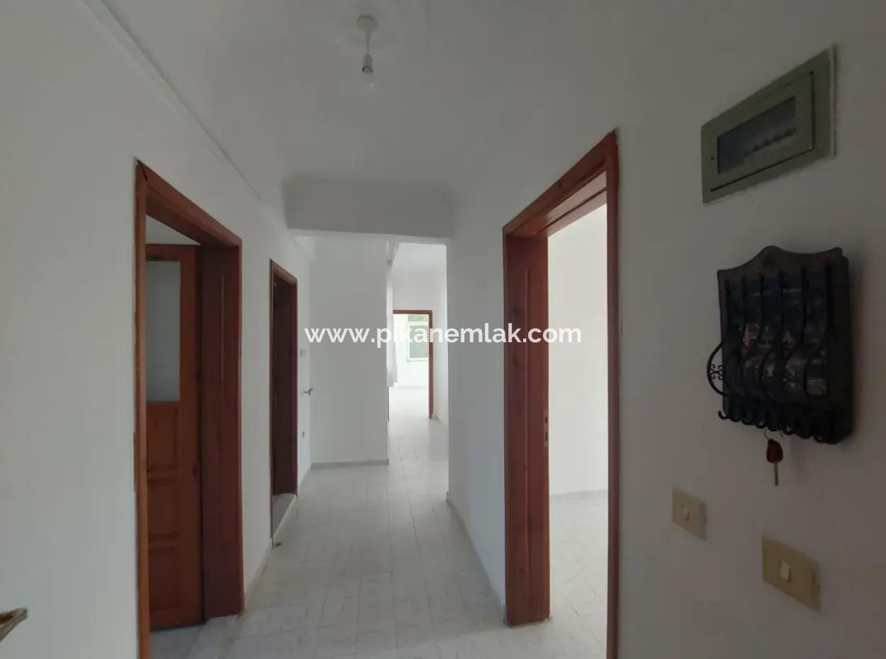 Muğla Dalyan Merkezde, 2+1 Eşyasız Daire Kiralık
