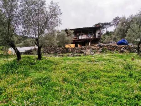 Fethiye Göcek Taşbaşında Satılık Doğa İçinde Müstakil Köy Evi