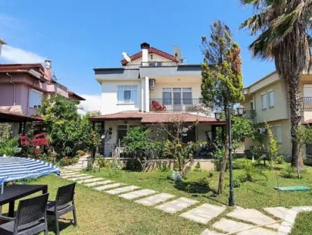 Muğla Dalamanda Yüzme Havuzlu Sitede Bakımlı 4+1 Tripleks Satılık