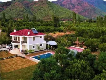 Ortacada Satılık Lüks Villa