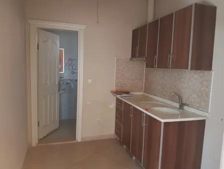 Ortaca Dalyan Anayol Kenarında Köşe Başı 120 M2 Kiralık Dükkan