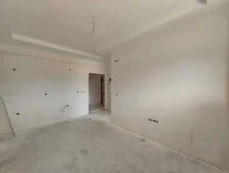 Dalamanda  1+1 , 55 M2  Daire Satılık