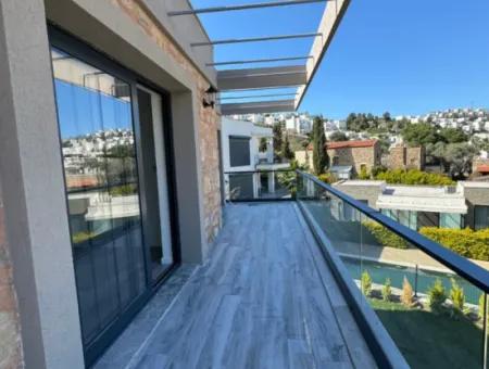 Muğla Bodrum Gündoğanda Deniz Manzaralı 4+1 Sıfır Dubleks Satılık