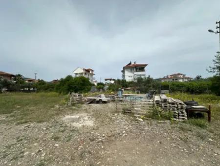Ortaca Cumhuriyetde 1122 M2 Sosyal Kültürel Alan Arsası Satılık