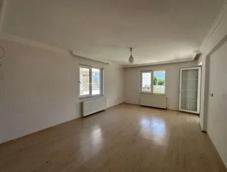 Cumhuriyet De 3+1 Isı Pompalı Geniş Daire Kiralık