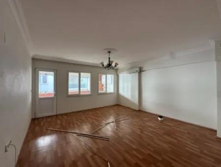 Merkezde 4+1 Salon Ve Mutfak Klimalı Daire Kiralık