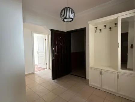 Merkezde 4+1 Salon Ve Mutfak Klimalı Daire Kiralık