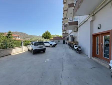 Ortaca Merkezde 3+1 180M2 Lüks Kaloriferli Daire Kiralık.