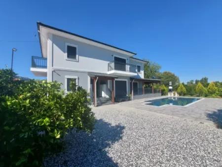 Muğla Ortaca Okçular 4+1 Yüzme Havuzlu Full Eşyalı Yeni Villa Kiralık