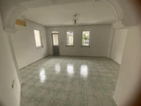 Muğla Dalyan  Merkezde 2+1 Eşyasız Daire Kiralık