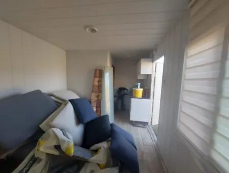 Muğla Ortaca Dalyan’da Kanal Kenarında Tekne Bağlama Yeri Olan Konteyner – Satılık