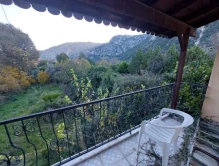 Ortaca Marmarlıda Bahçeli 150 M2, 3+1 Üst Kat Eşyasız Daire Kiralık