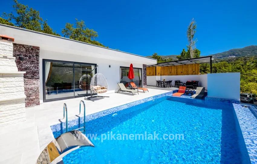 Kaş Kalkan Kalkan Mah. Satılık 2+1 Villa - 125 m²