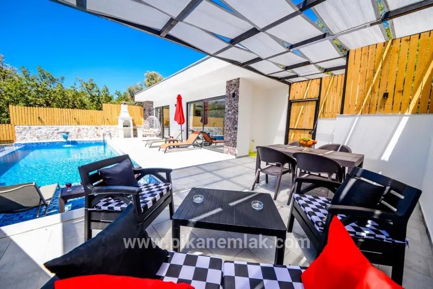 Kaş Kalkan Kalkan Mah. Satılık 2+1 Villa - 125 m²