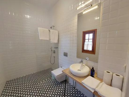 Dalyan Karadağ Mevkii’nde Full Eşyalı, Havuzlu Müstakil Villa